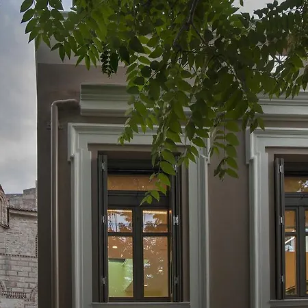 Tripodon Plaka In The Shade Of Acropolis By Ghh Villa Athens Exterior photo